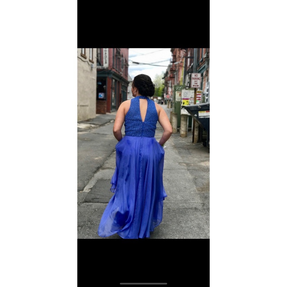 Prom Dress! - Picture 3 of 4